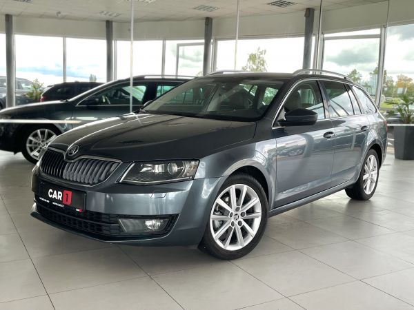 Škoda Octavia 1.6 TDI 81kW*DSG*REZERVACE!